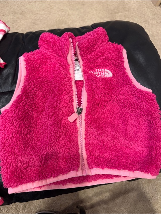 The North Face Other - The North Face Hot Pink Sherpa Vest